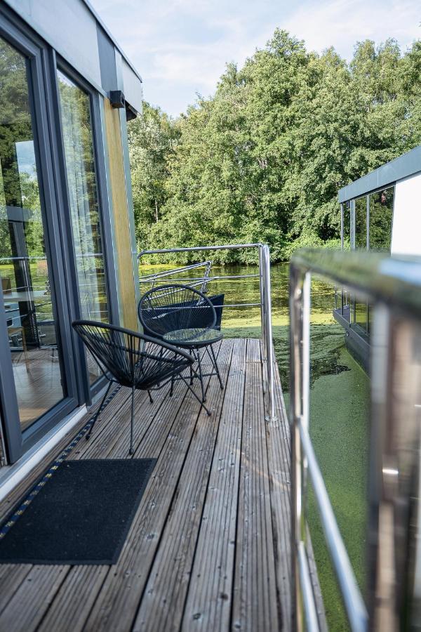 Hotel 80Qm Privates Hausboot In Hamburg-Mitte Exteriér fotografie